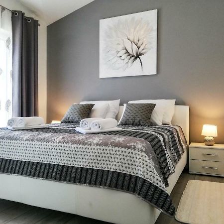 Apartment Sara Kaštela Extérieur photo